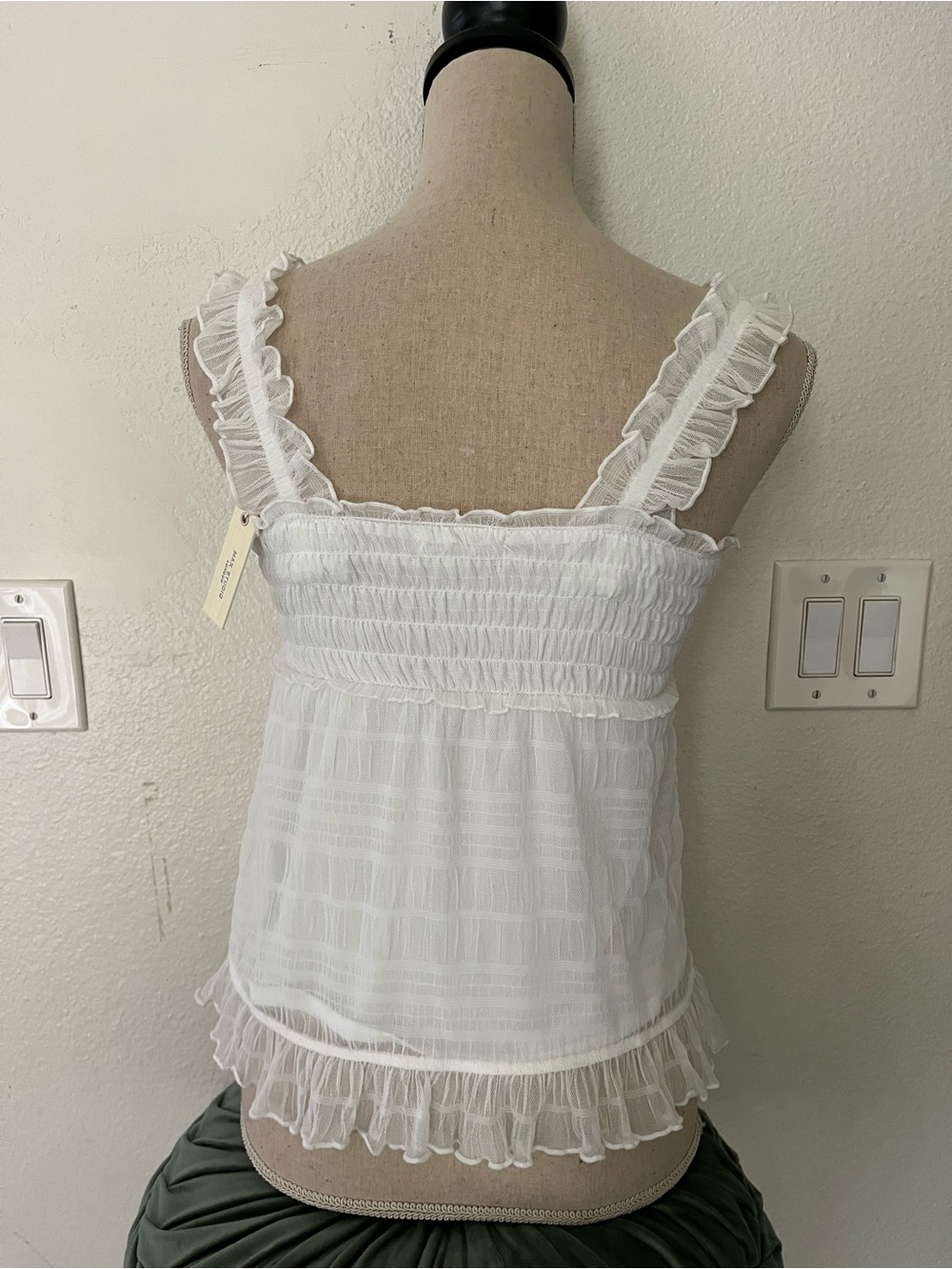 Max Studio White Ruffled Camisole Tank - Picture 4 of 5